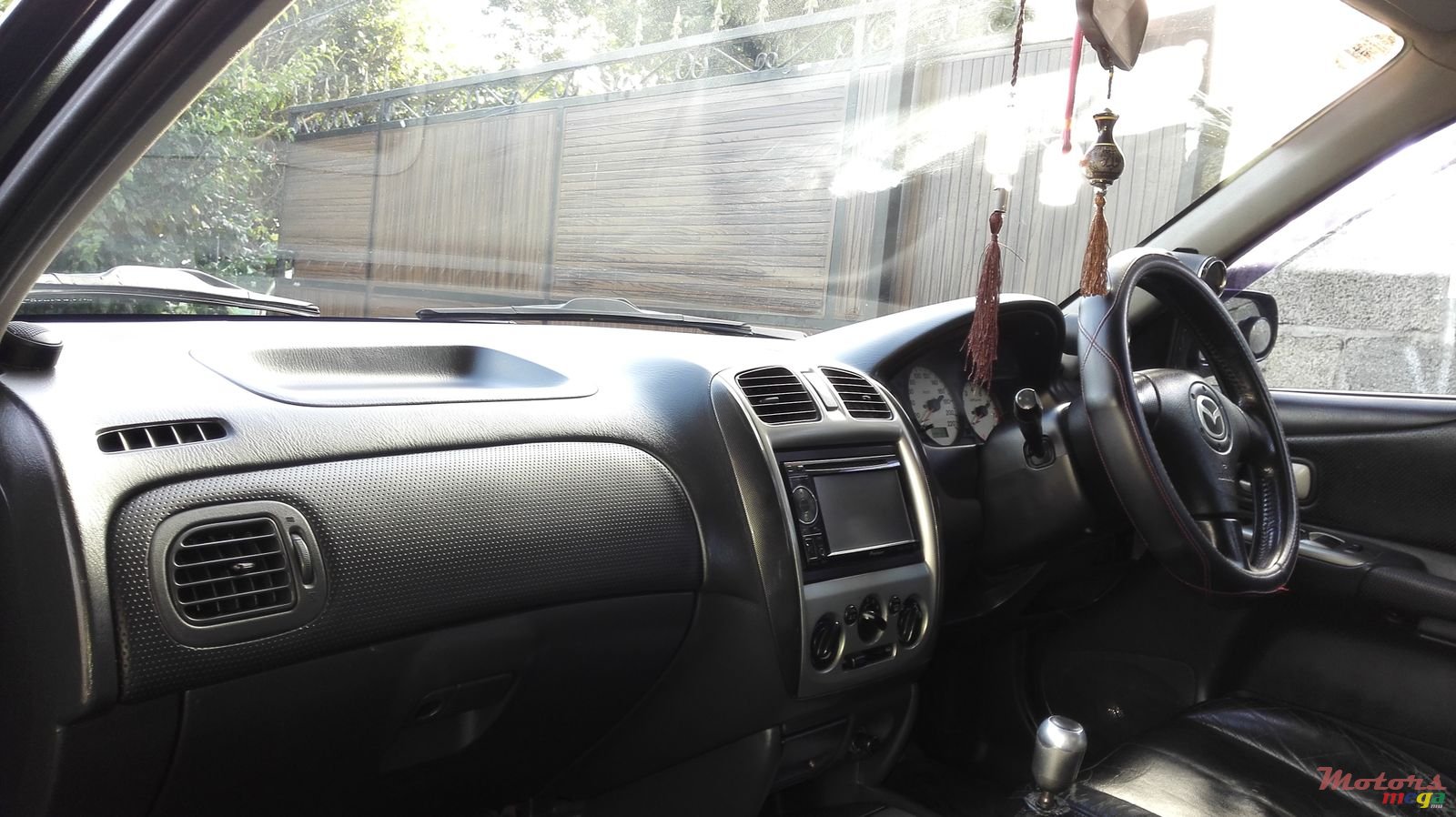 2003' Mazda Protege photo #4