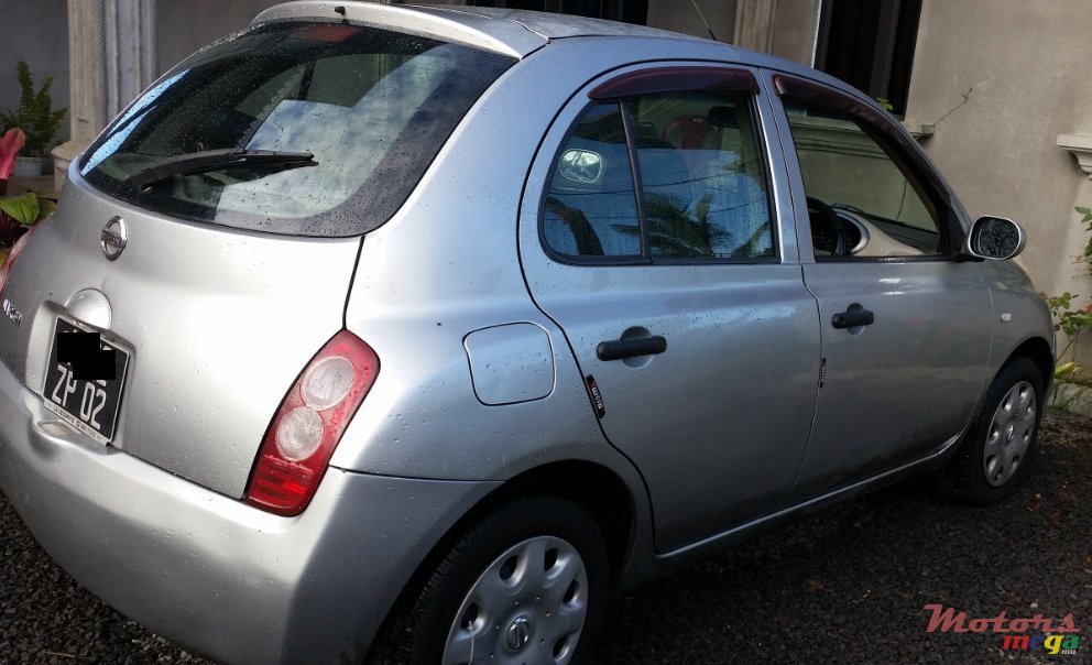 2002' Nissan Micra photo #1