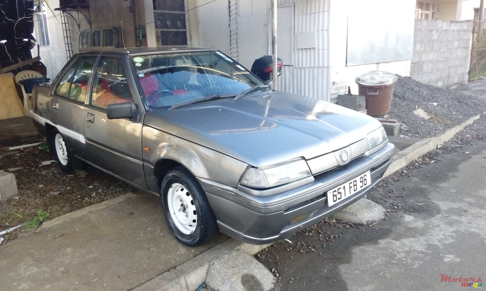 1996' Proton Saga photo #2