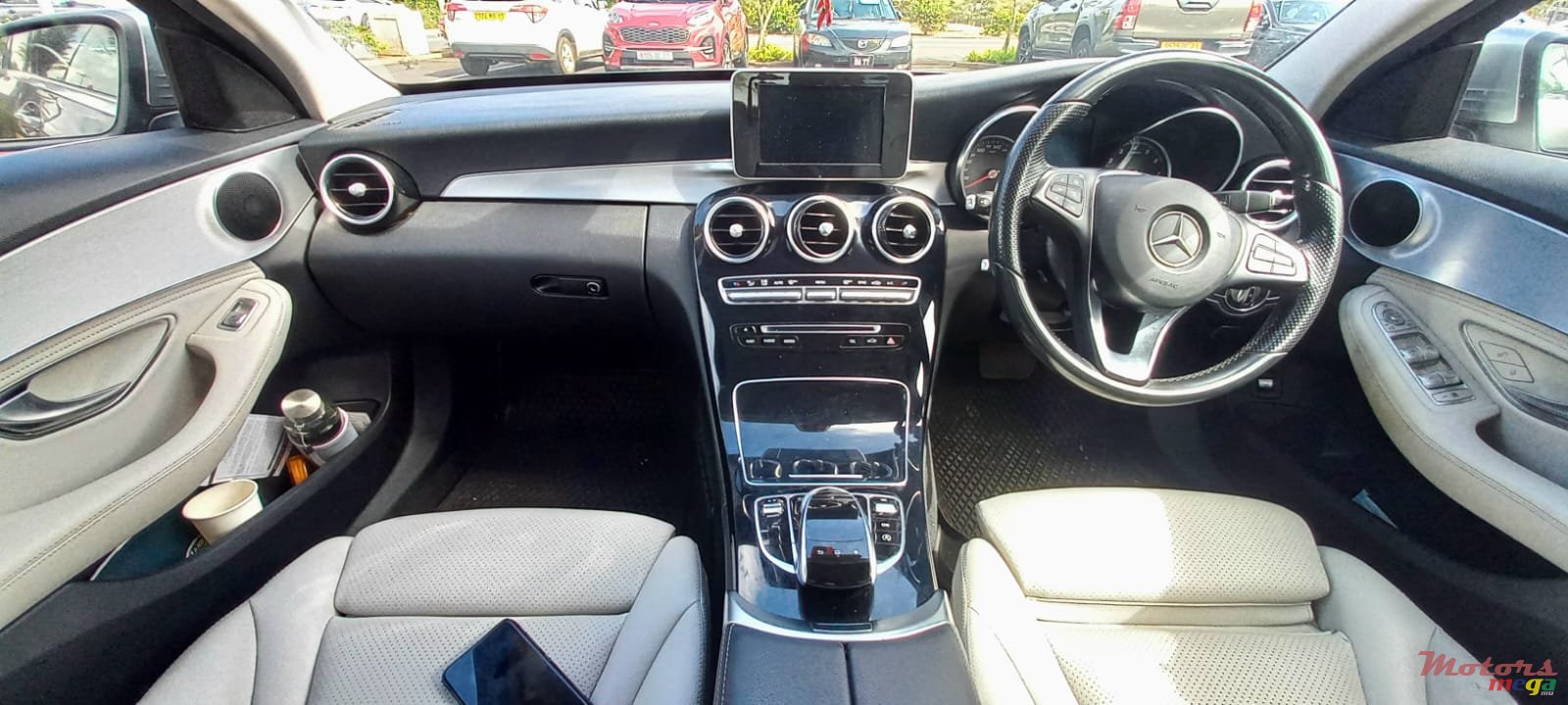 2015' Mercedes-Benz C 180 AMG photo #2