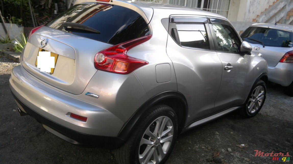 2010' Nissan Juke photo #1