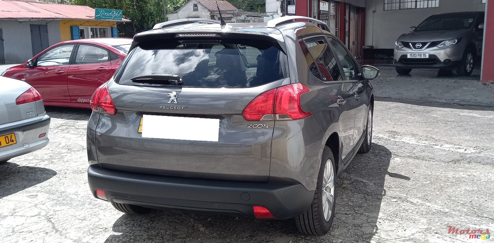 2014' Peugeot 2008 photo #4