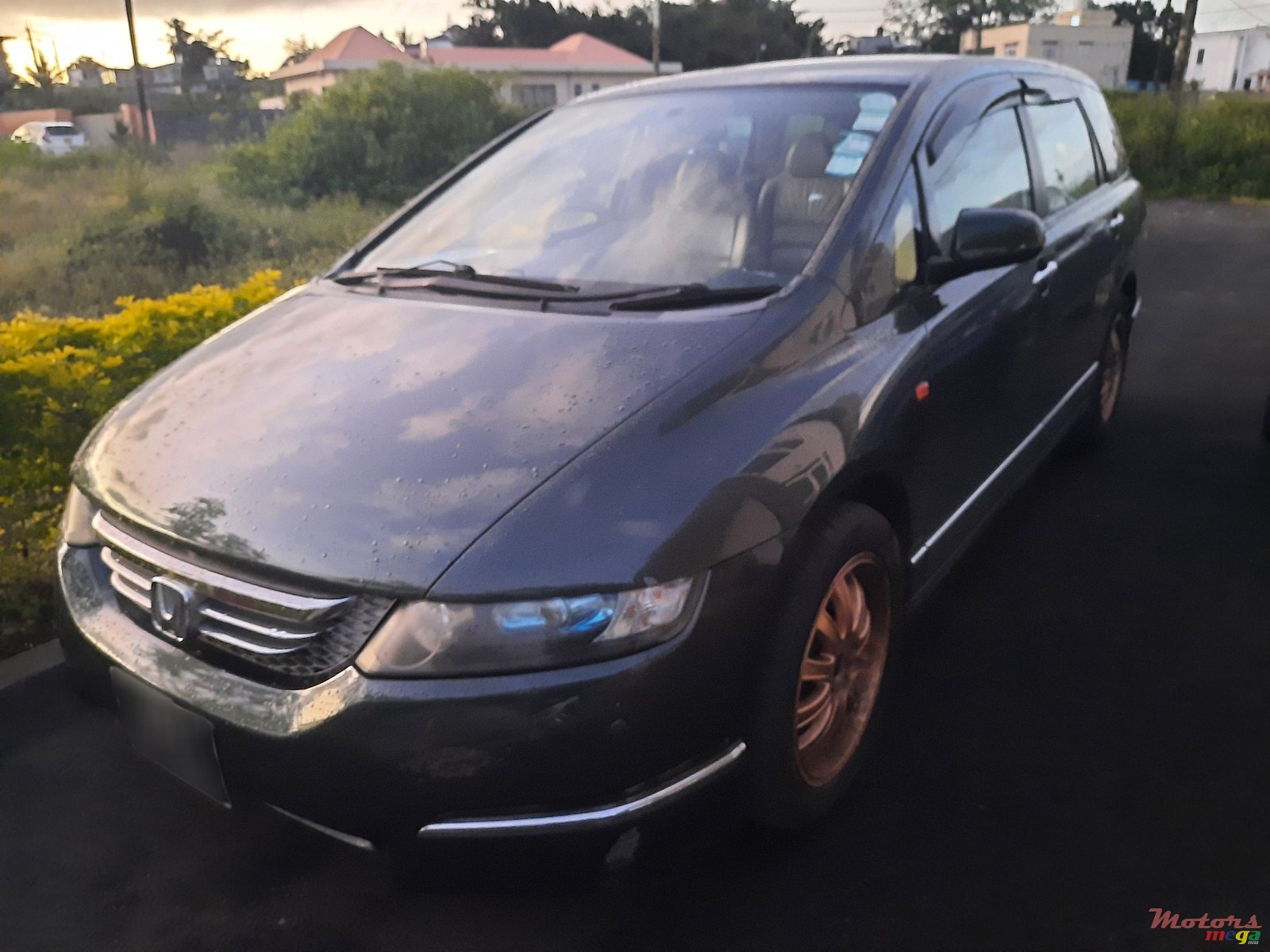 2004' Honda photo #4