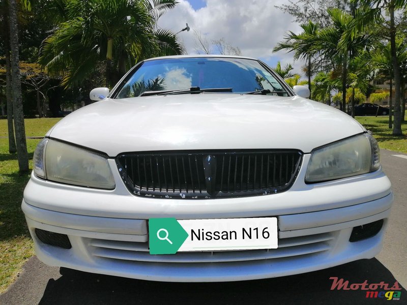 2000' Nissan Sunny photo #1