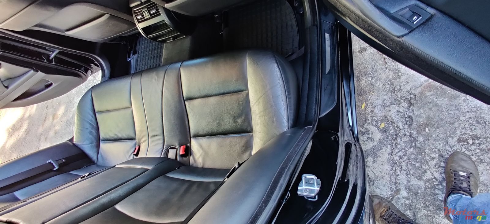 2013' BMW 520 photo #4