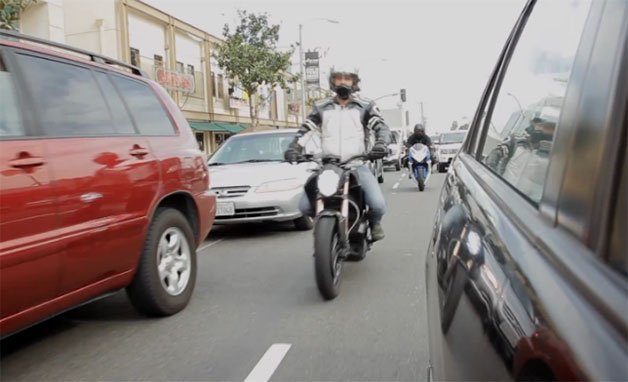 RideApart Defends Lane Splitting on Motorcycles