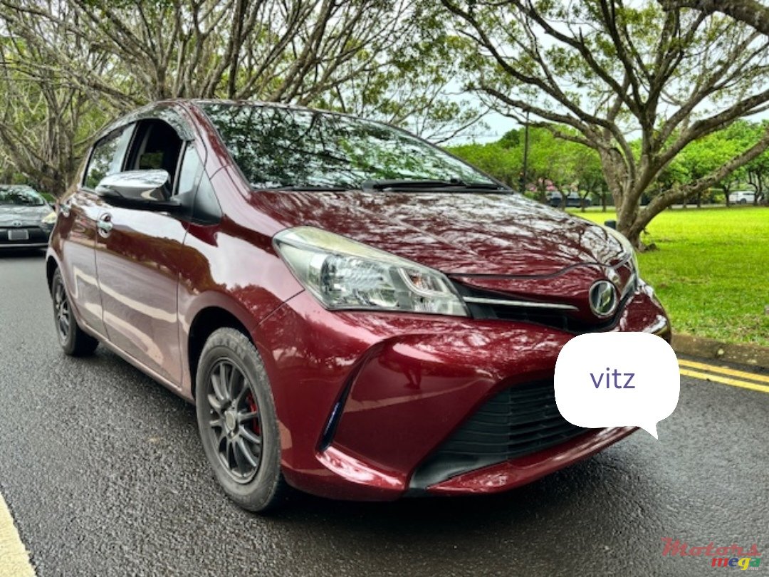 2015' Toyota Vitz photo #3