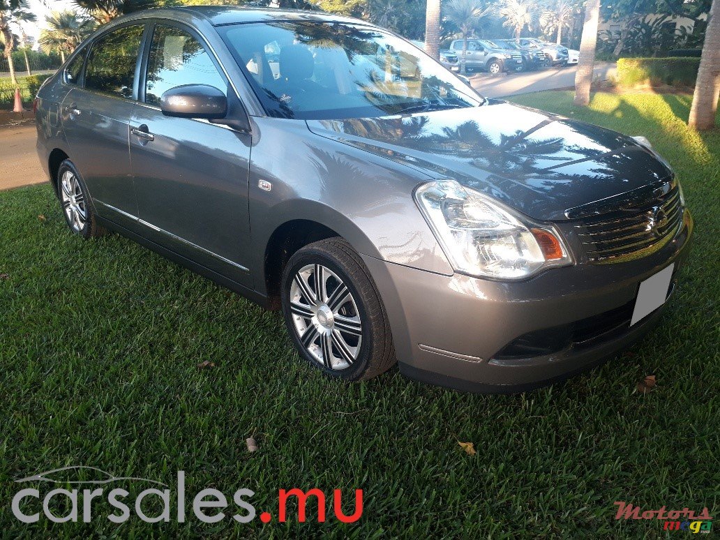 2011' Nissan Sylphy photo #1