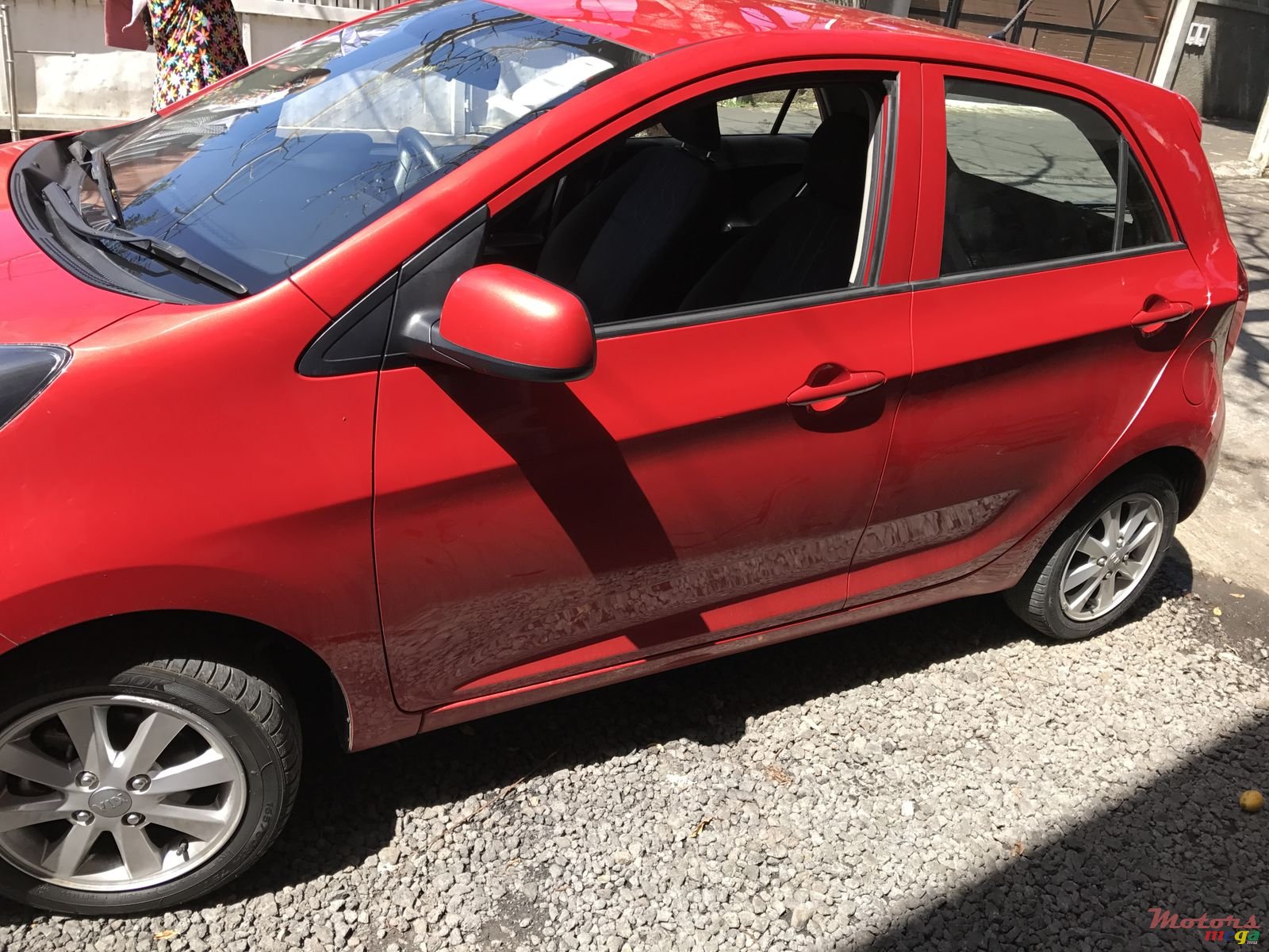 2013' Kia Picanto photo #1