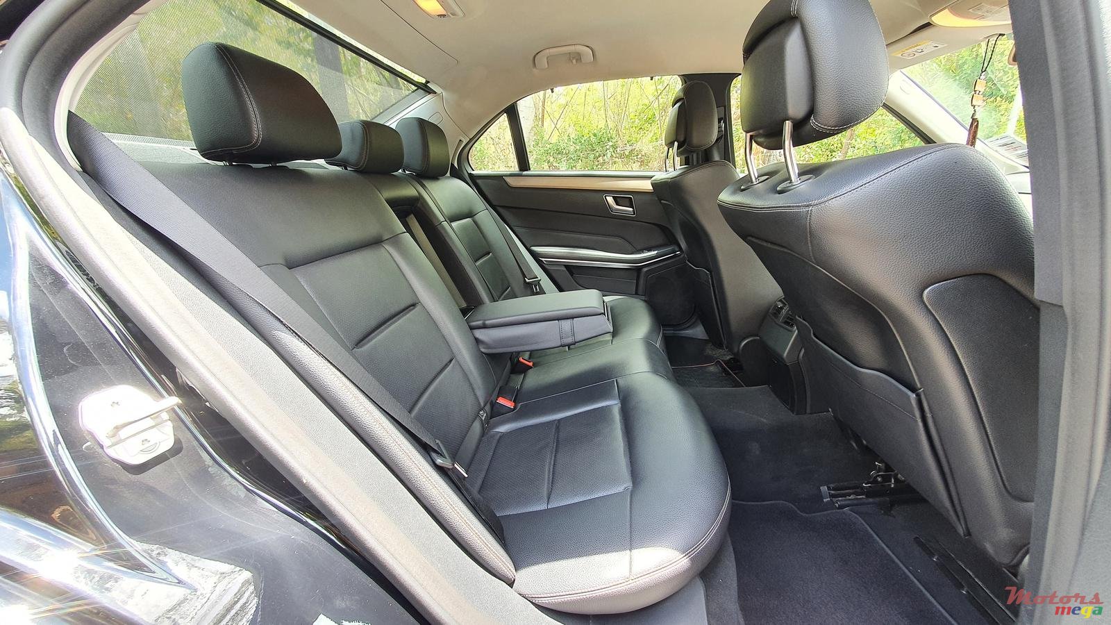 2014' Mercedes-Benz photo #7