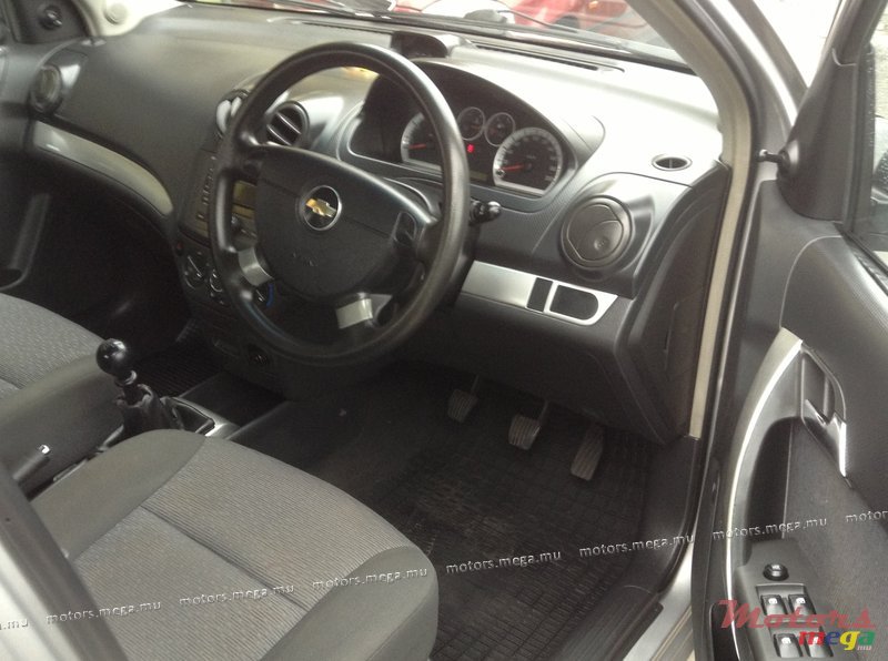 2009' Chevrolet Aveo photo #4