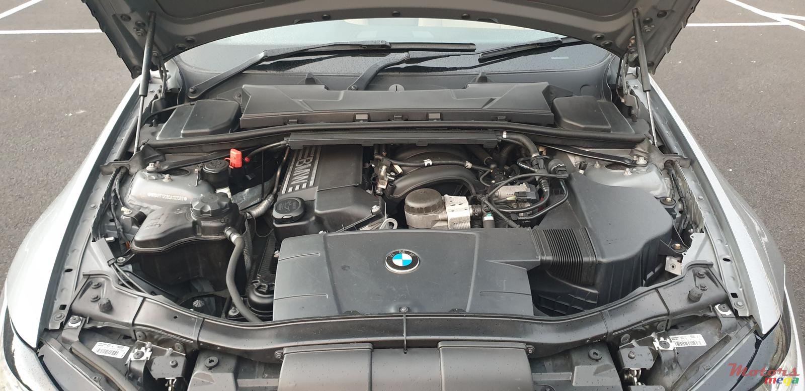 2010' BMW 316 photo #5