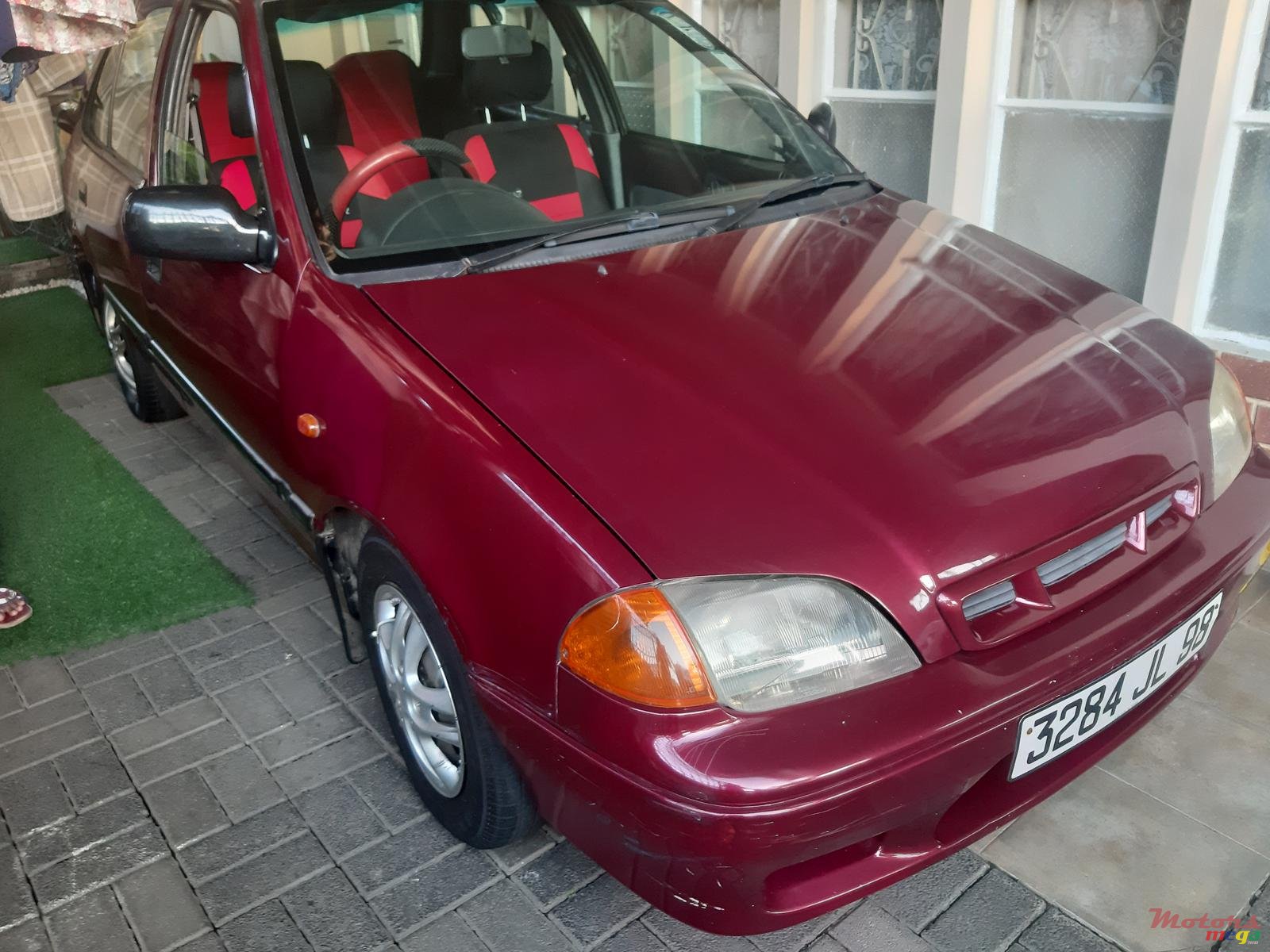 1998' Suzuki Esteem photo #1