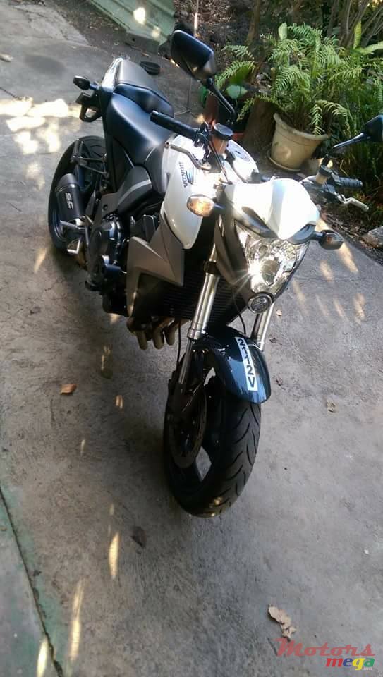 2010' Honda photo #1