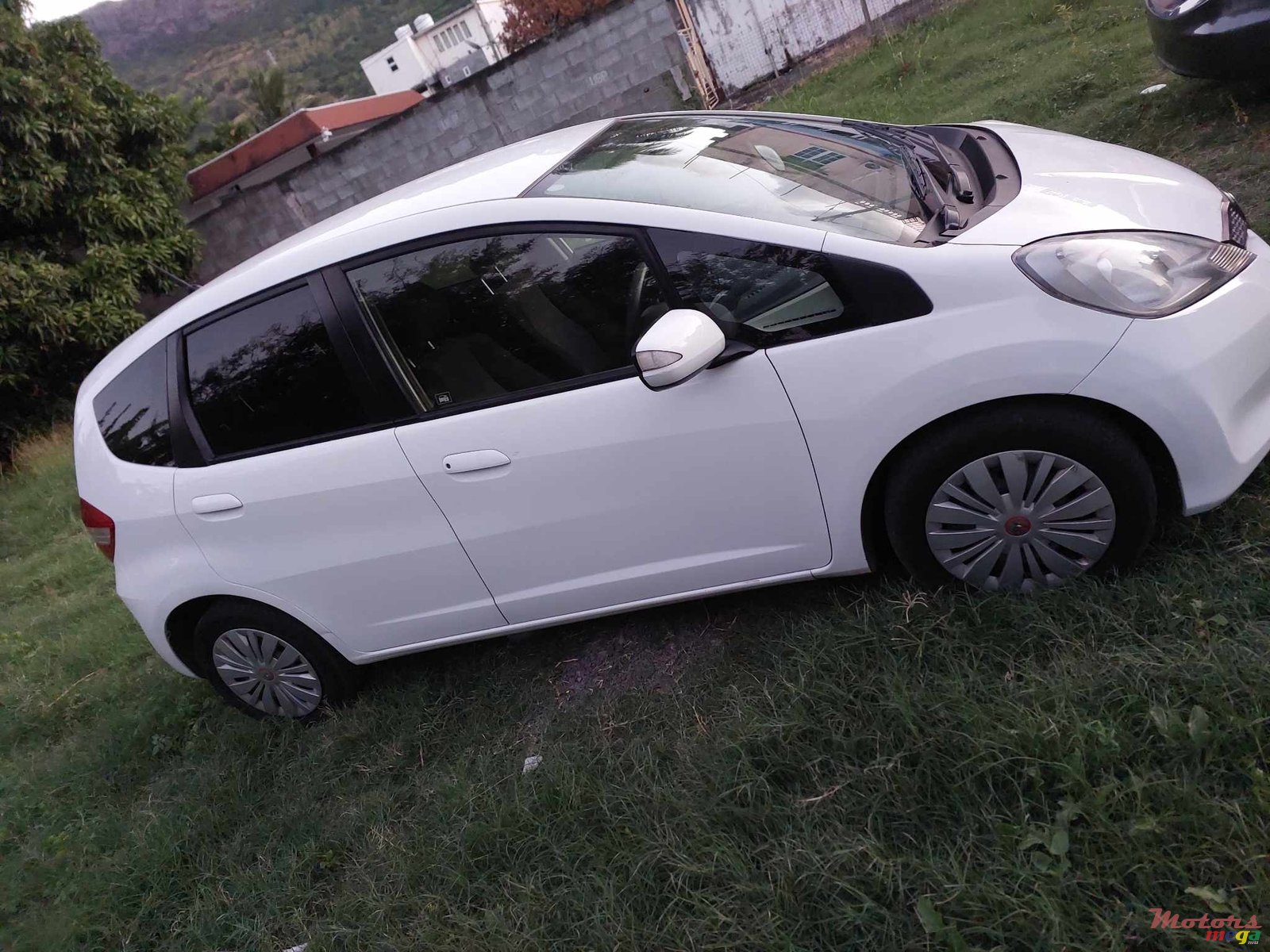 2013' Honda Fit photo #2