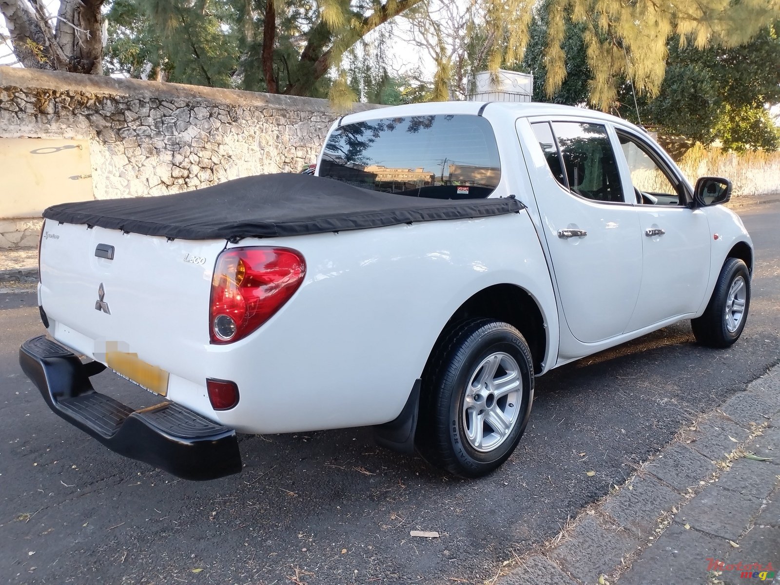 2008' Mitsubishi Expo photo #5