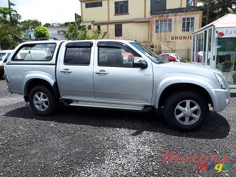 2008' Isuzu D-Max photo #4
