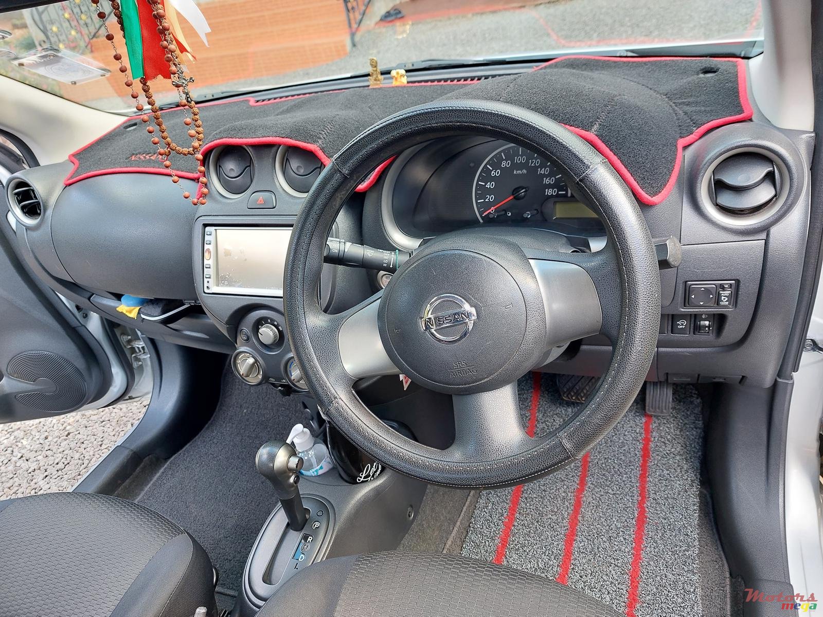 2012' Nissan March photo #5