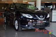 2015' Nissan Qashqai Petrol photo #2