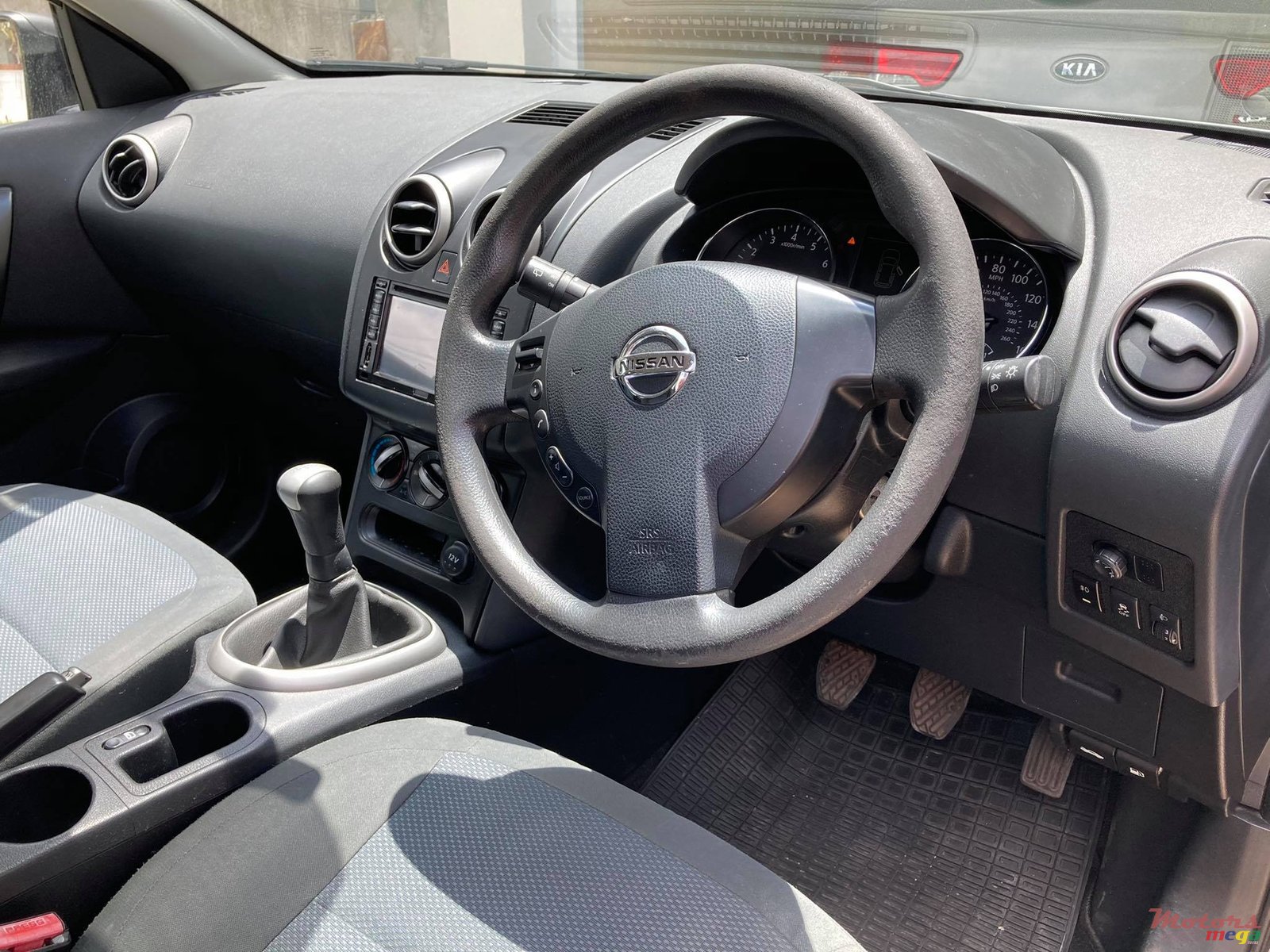 2014' Nissan Qashqai+2 photo #5