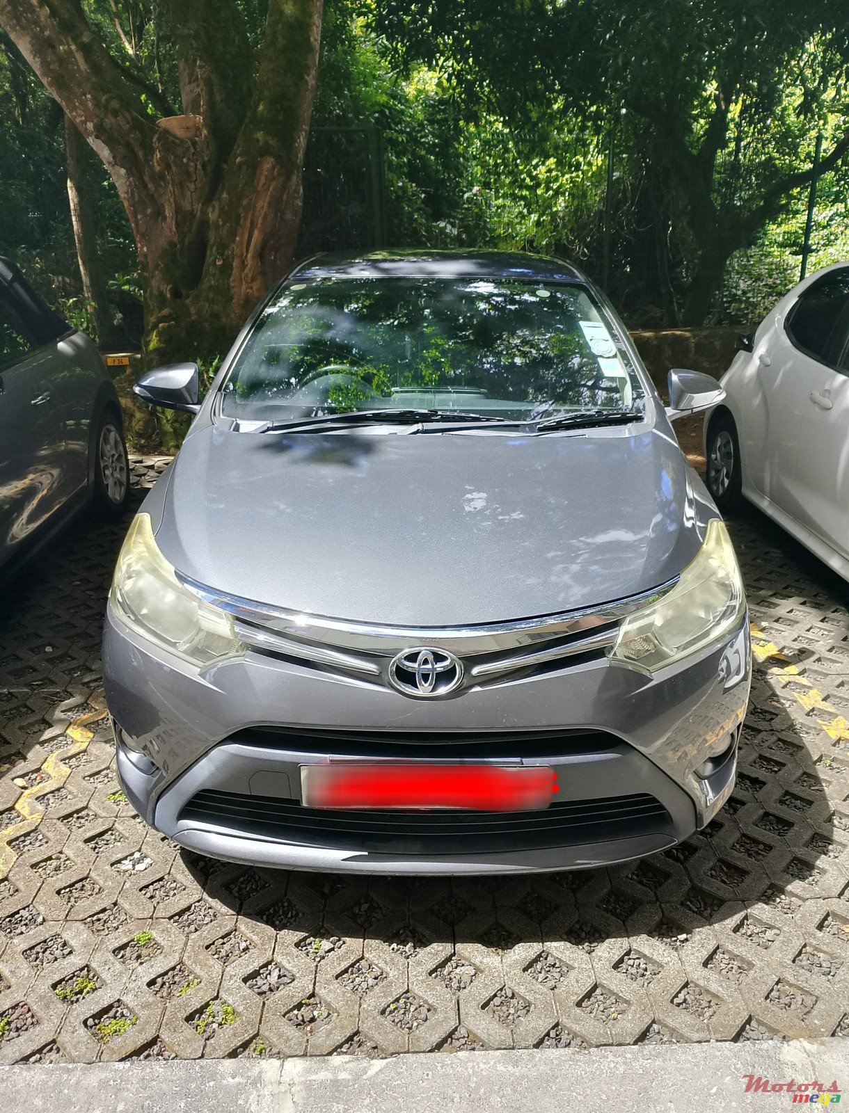 2015' Toyota Yaris photo #1