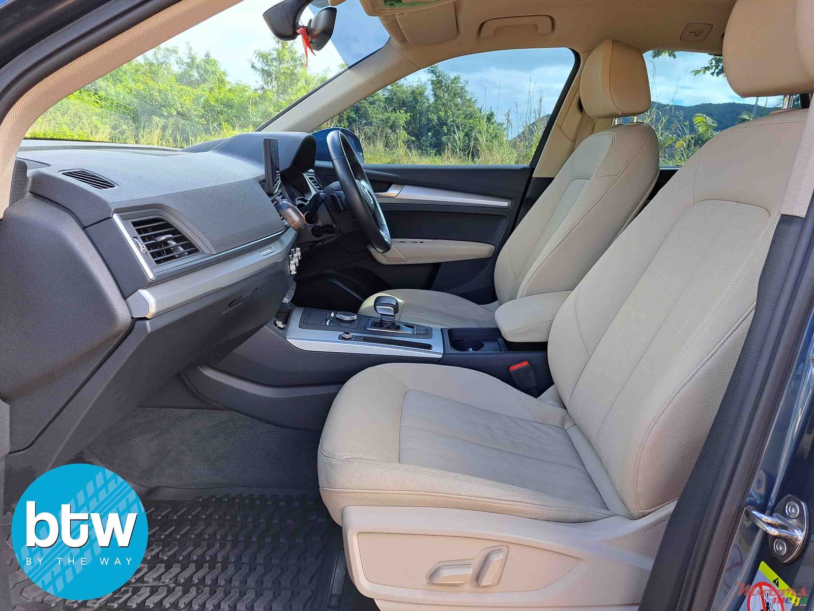 2018' Audi Q5 photo #5