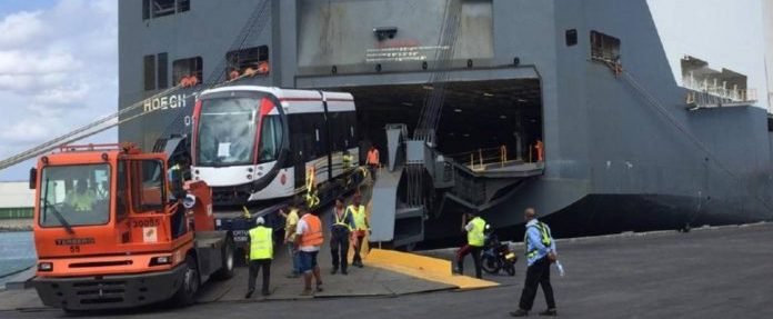 Metro Express: arrivée des deux derniers Light Rail Vehicles pour 2019