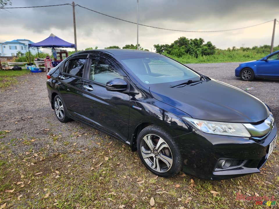 2016' Honda photo #2