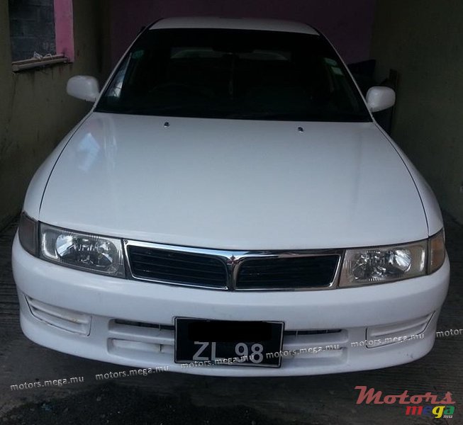1998' Mitsubishi GLX i photo #1