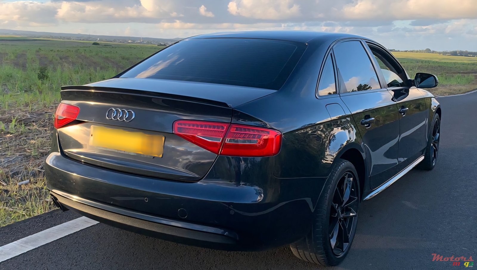 2015' Audi A4 photo #6