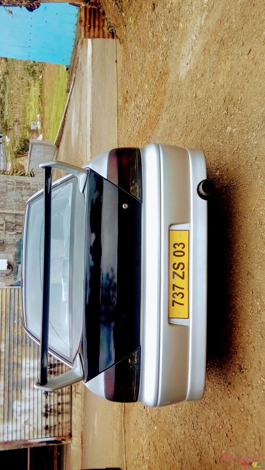 2003' Mitsubishi Lancer photo #3