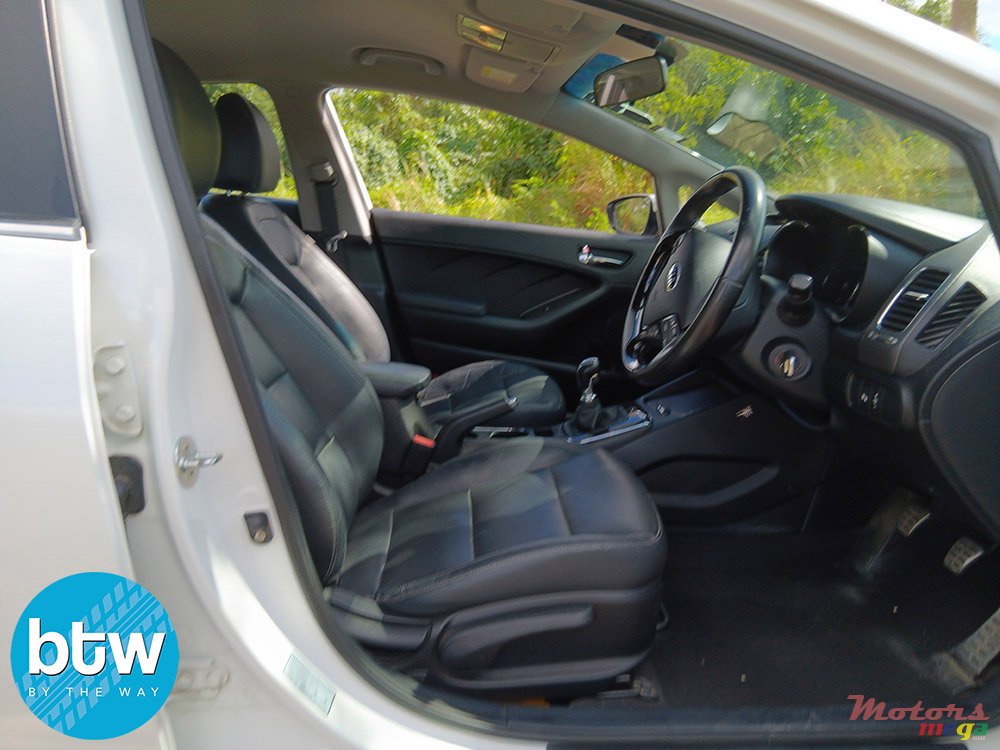 2017' Kia Cerato photo #6