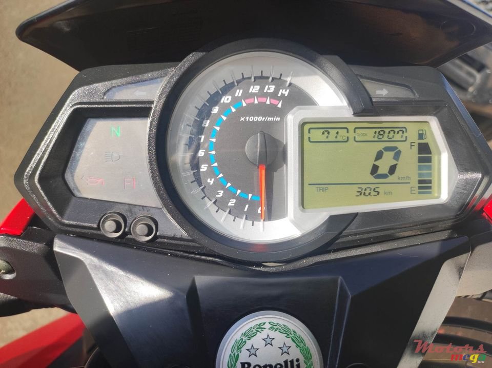 2022' Benelli TNT 600S photo #2