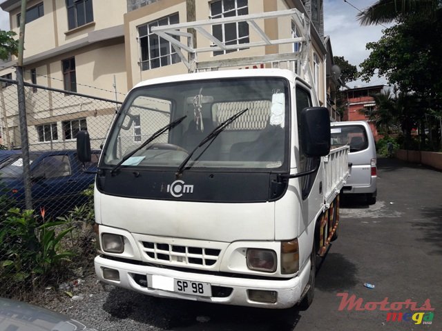 1998' Isuzu Hi-com Lorry photo #1