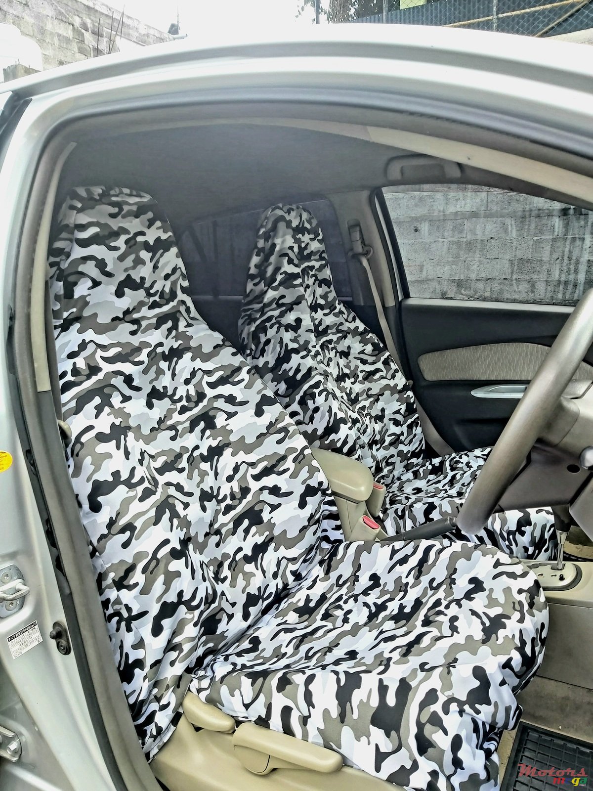 2009' Toyota photo #6