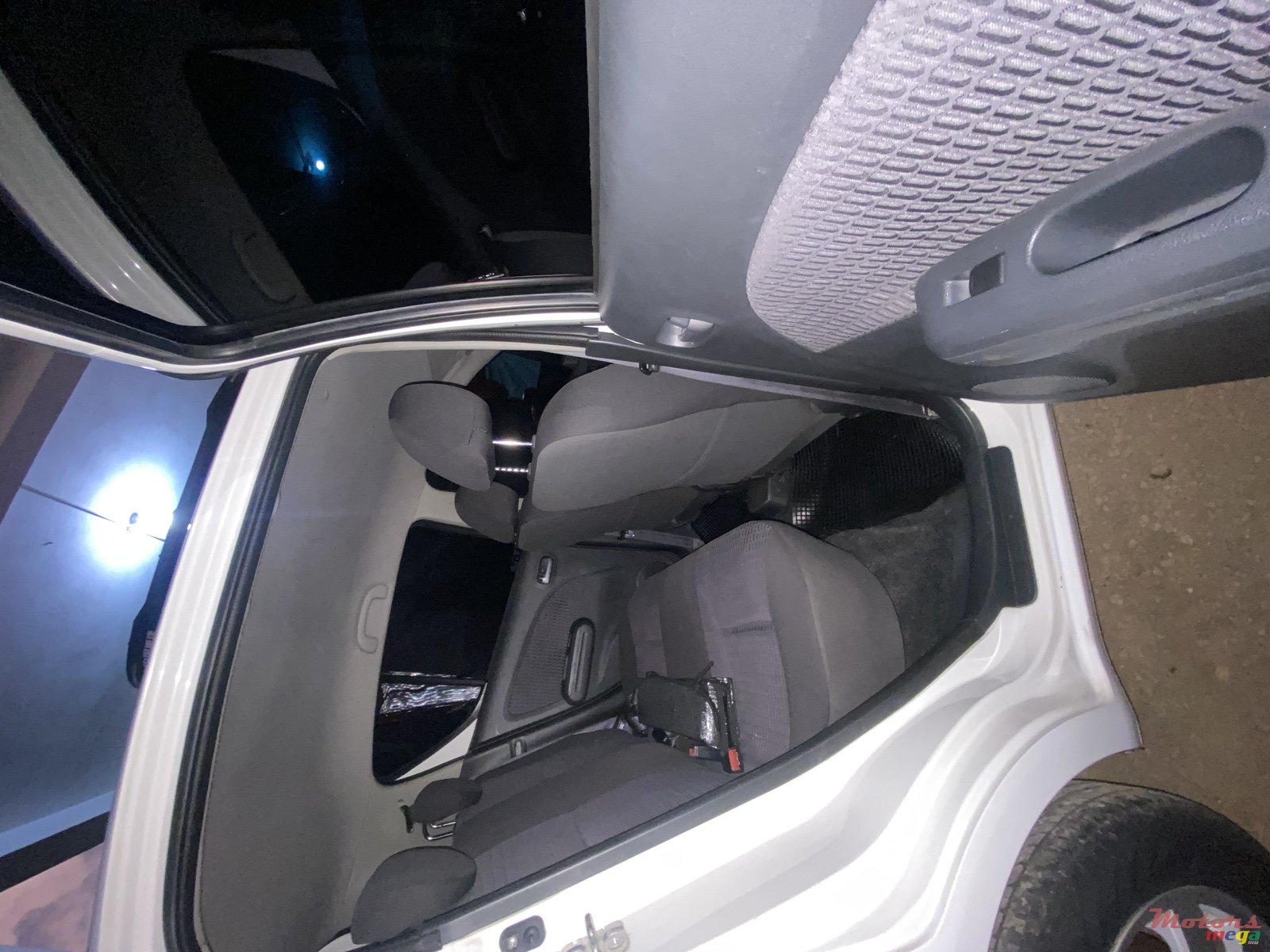 2013' Suzuki Splash photo #6