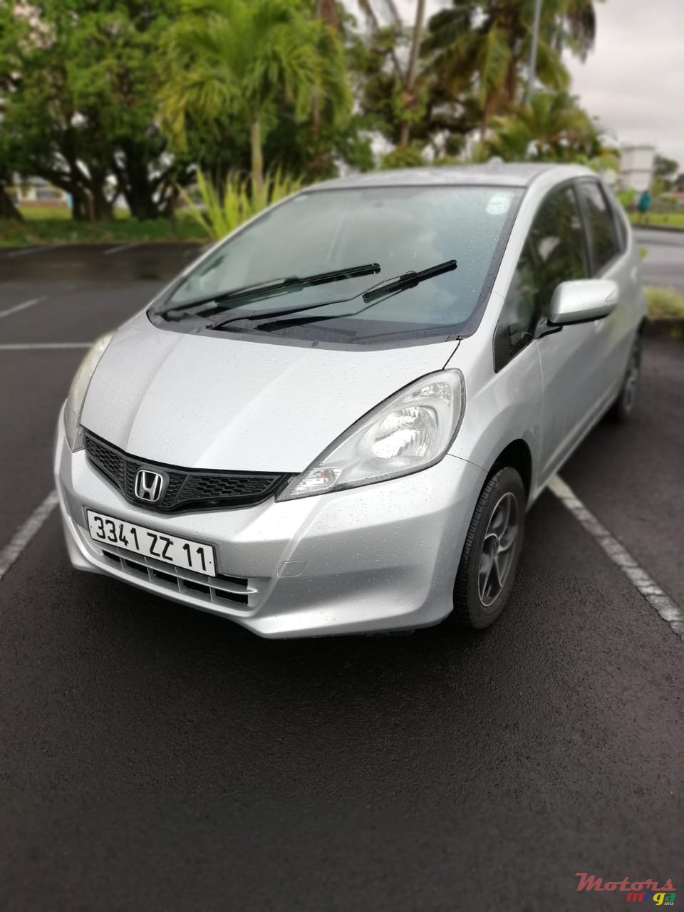 2011' Honda Fit photo #1