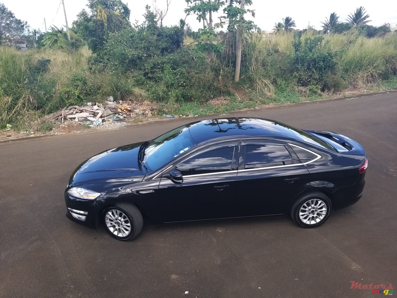 2011' Ford Mondeo photo #4