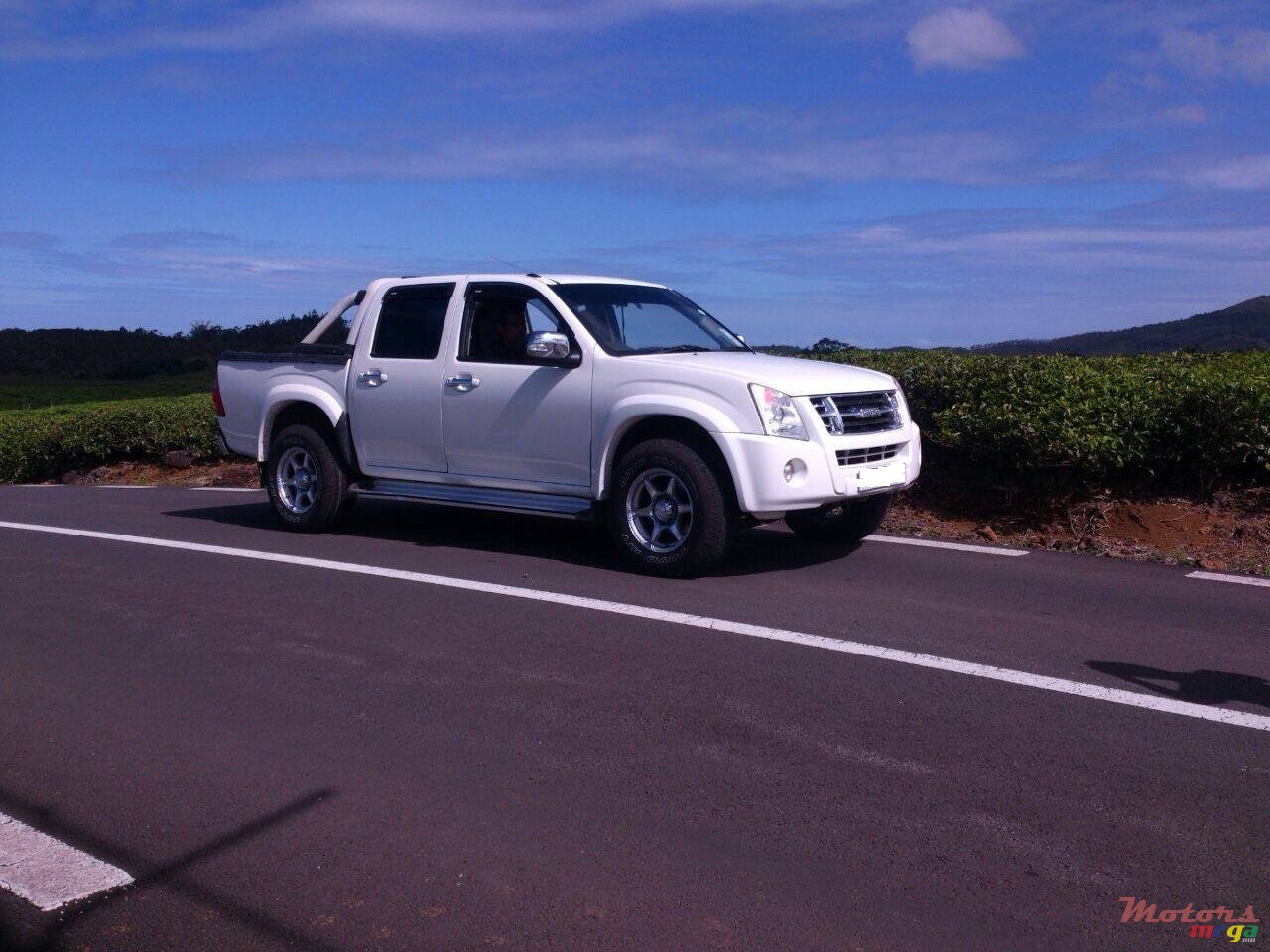 2007' Isuzu D-Max photo #1