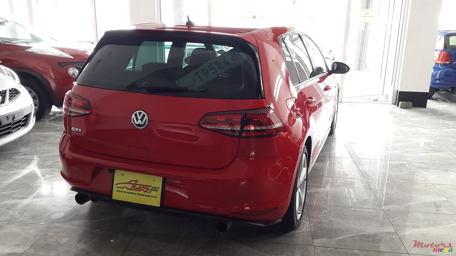 2014' Volkswagen Golf photo #3