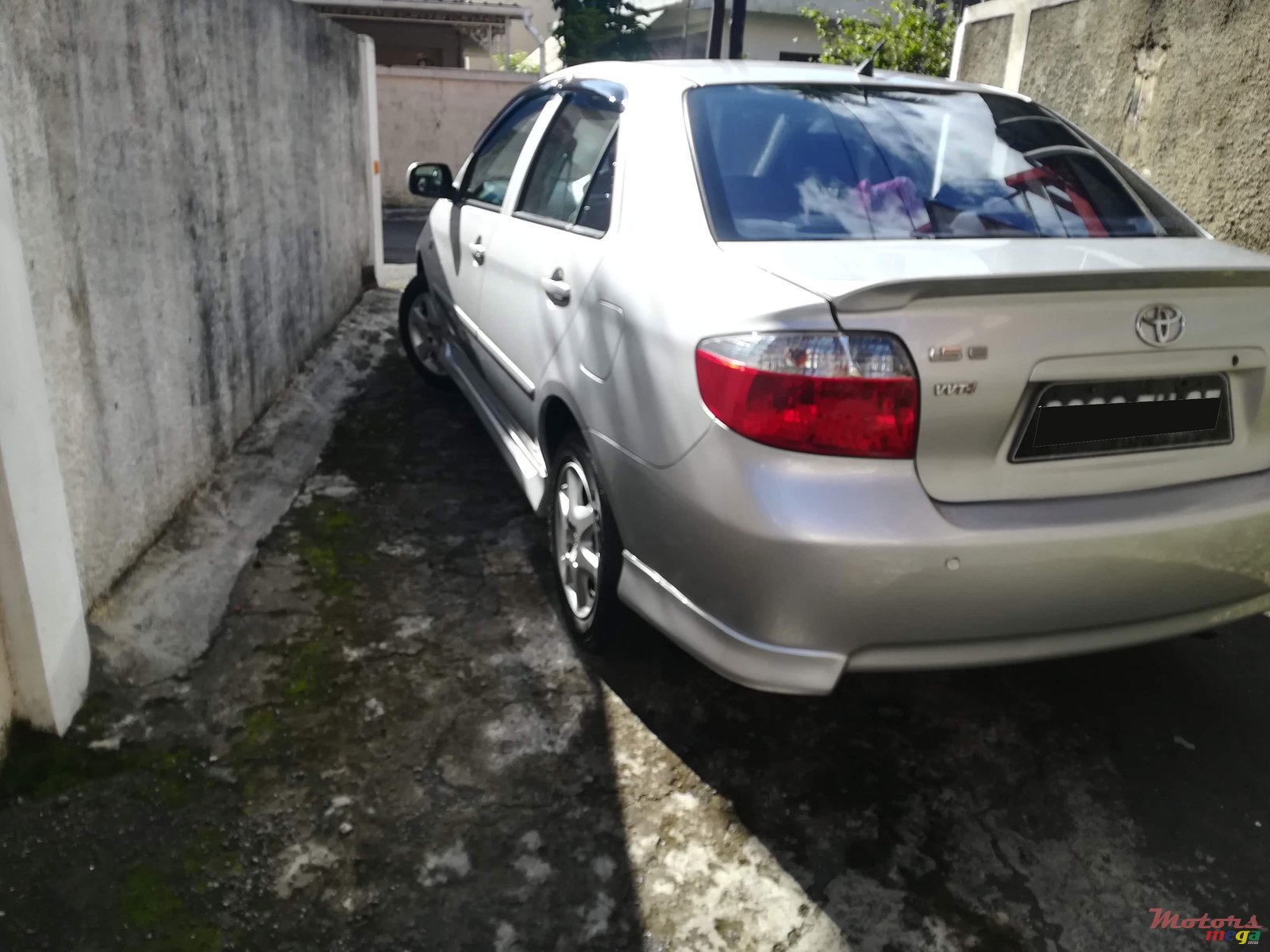 2005' Toyota Yaris Vios photo #1