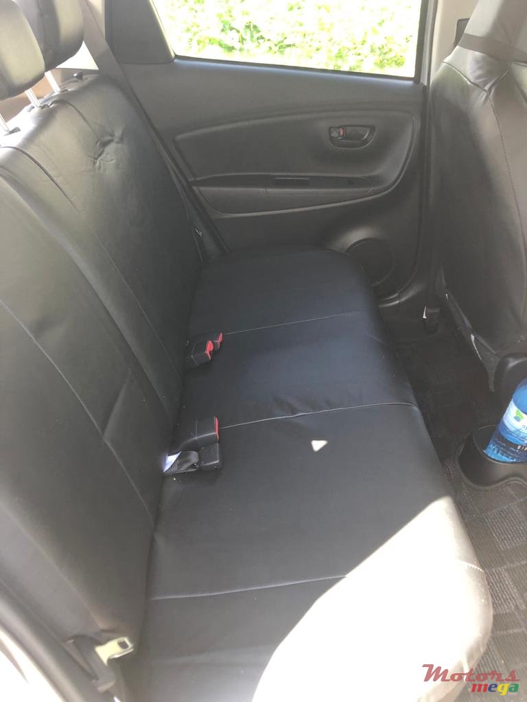 2018' Toyota Vitz photo #1