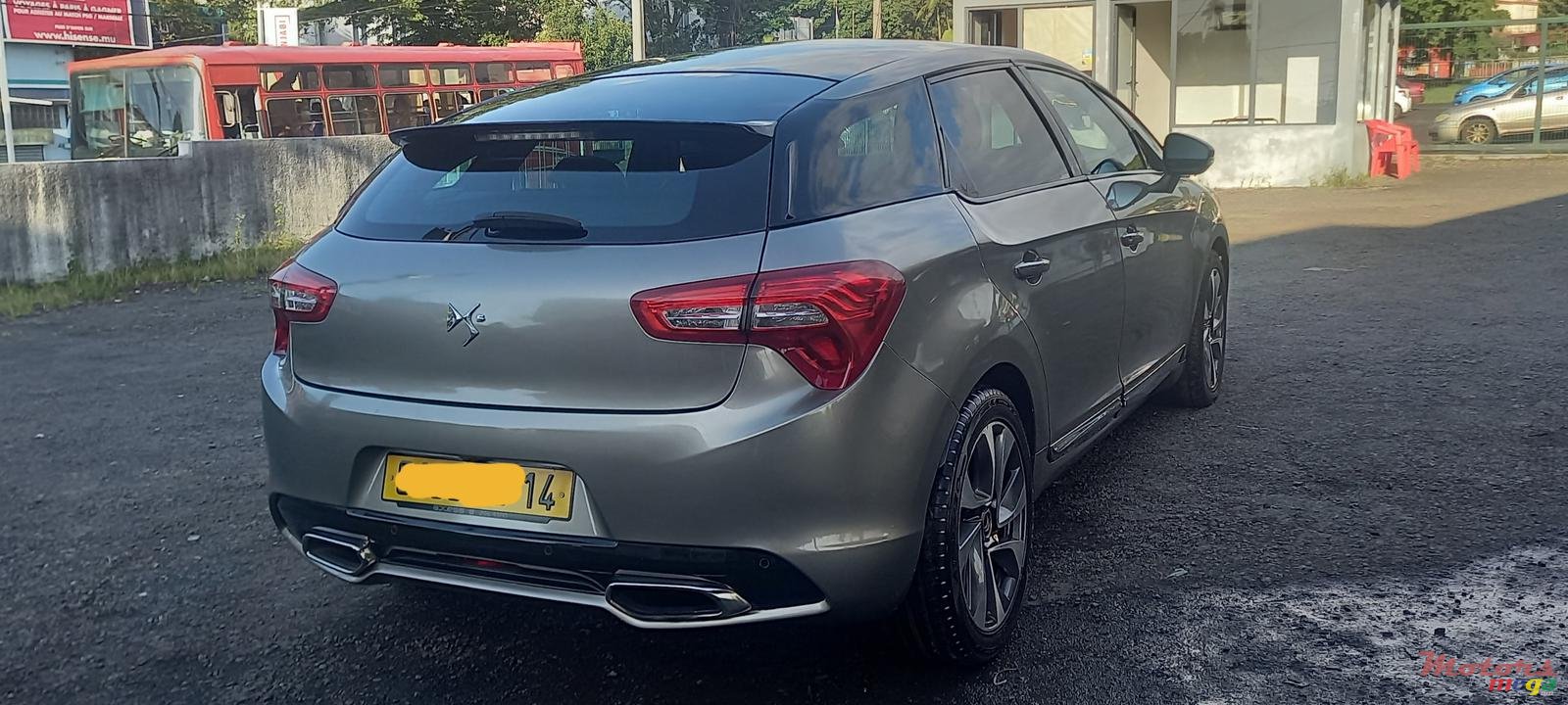 2014' Citroen DS5 photo #4