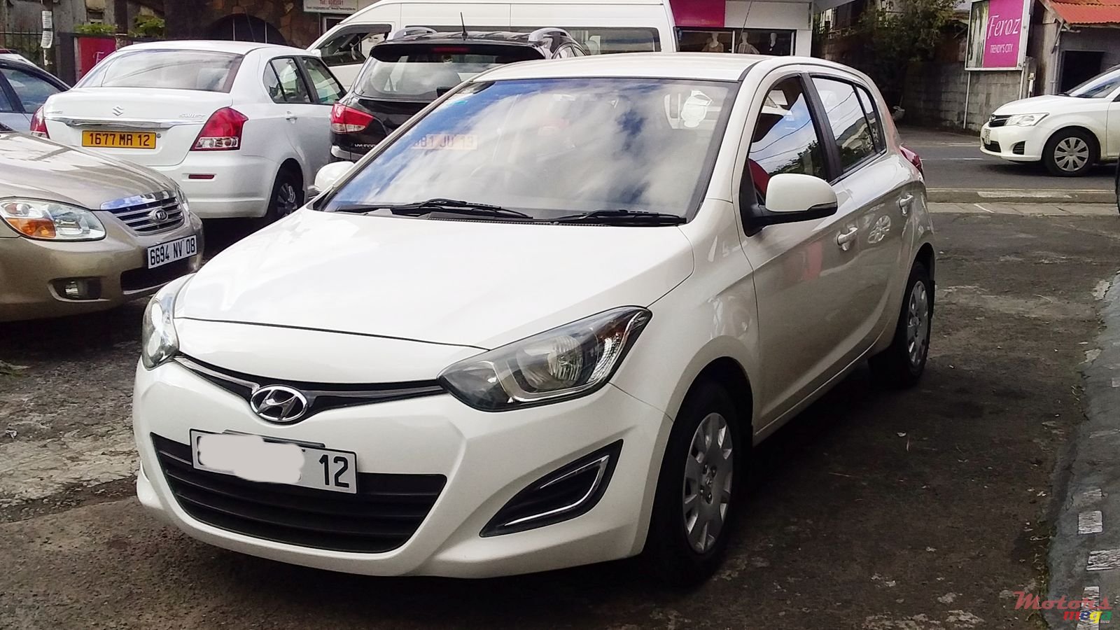 2012' Hyundai i20 photo #2