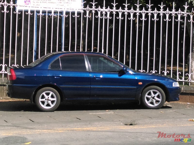 1999' Mitsubishi Lancer photo #3