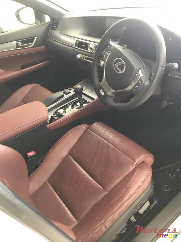 2012' Lexus GS 450h photo #4