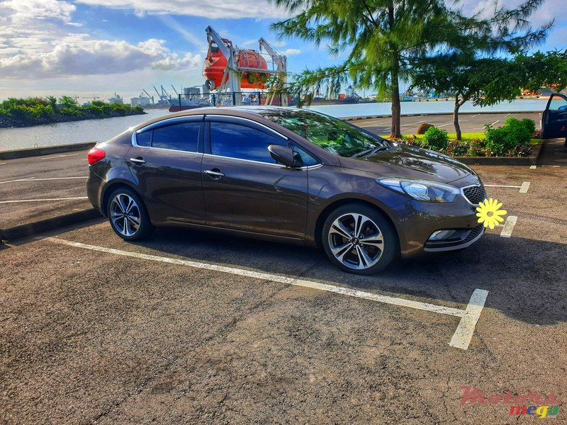 2015' Kia Cerato photo #4