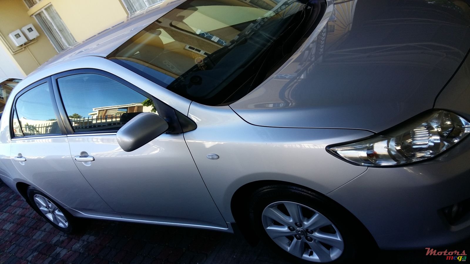 2008' Toyota Corolla photo #2