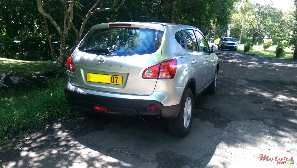 2007' Nissan Qashqai Manual 1600cc photo #2