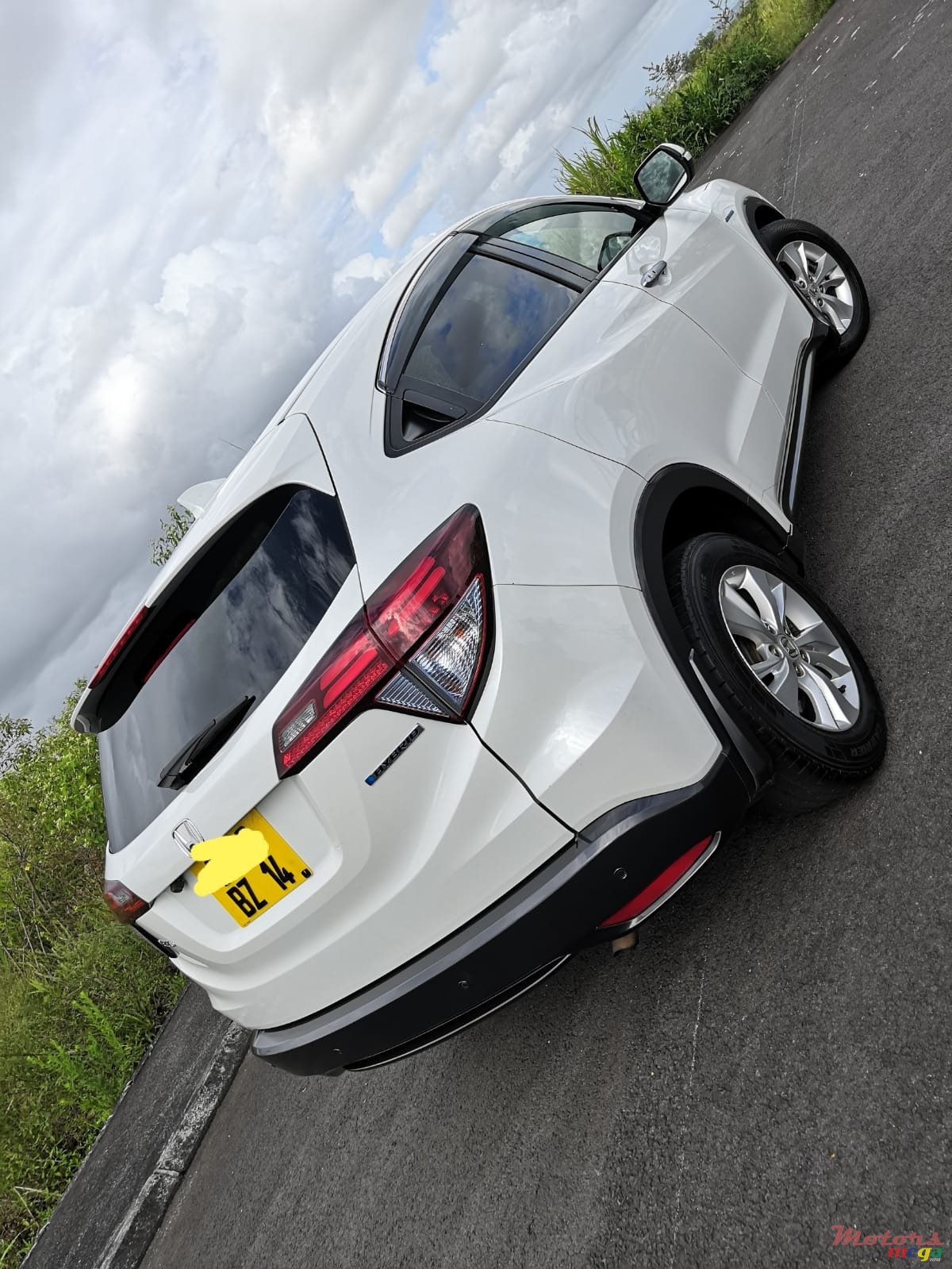 2014' Honda Vezel Z edition photo #3